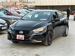 نيسان فيرسا